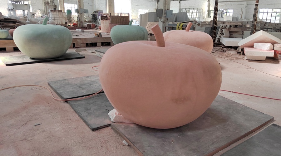 飾紀(jì)上品GRC廠家-北京昌平GRC蘋(píng)果車(chē)檔隔離墩工程案例