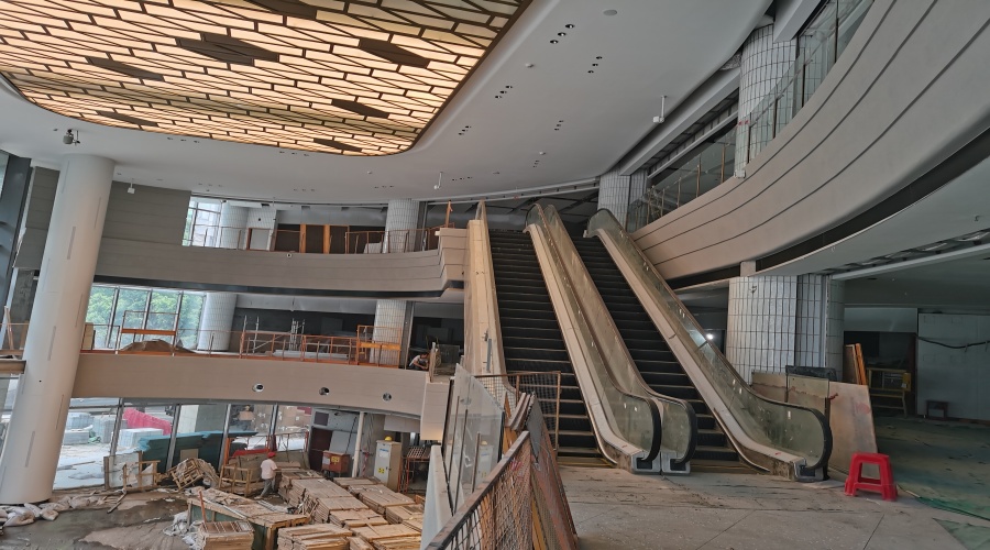 廣州粵海天河城商廈GRG攔河造型工程