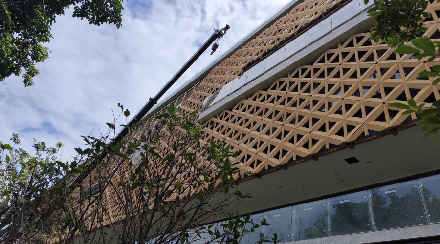 UHPC鏤空外墻板 UHPC鏤空外墻板